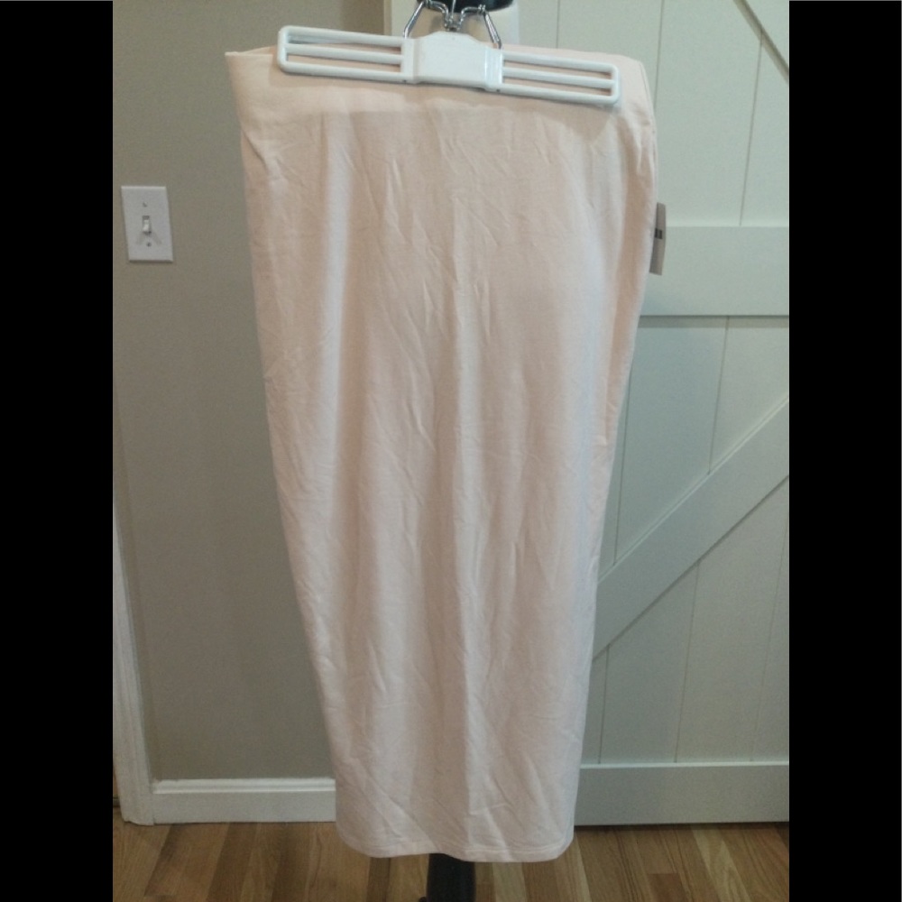 Forever 21 Large light pink skirt.